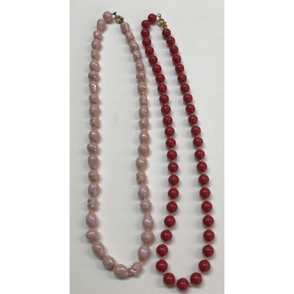 Vintage Set of 2 19" Strand String Necklace Pink Shell Look and Red - Picture 2 of 8